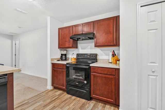 2033 SW Leafy Road, Port St. Lucie, FL 34953