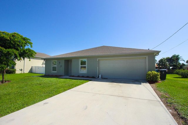 2033 SW Leafy Road, Port St. Lucie, FL 34953