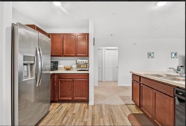 2033 SW Leafy Road, Port St. Lucie, FL 34953