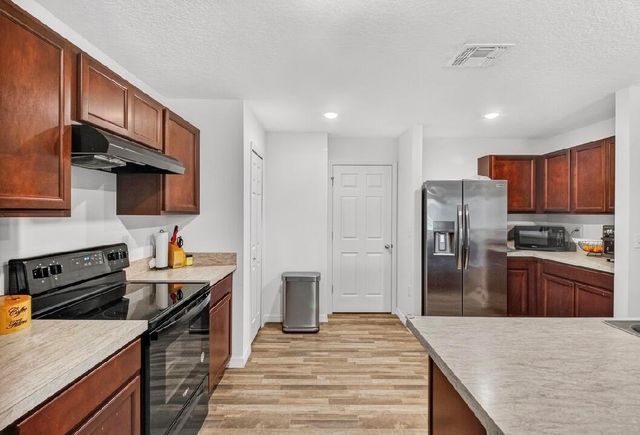 2033 SW Leafy Road, Port St. Lucie, FL 34953