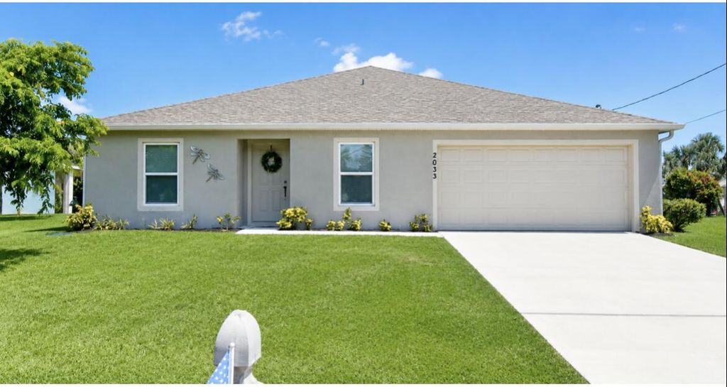 2033 SW Leafy Road, Port St. Lucie, FL 34953