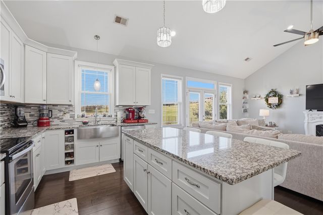 1312 Falcons Drive, Walhalla, SC 29691