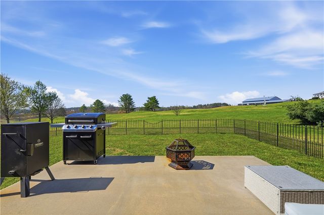 1312 Falcons Drive, Walhalla, SC 29691