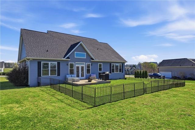 1312 Falcons Drive, Walhalla, SC 29691