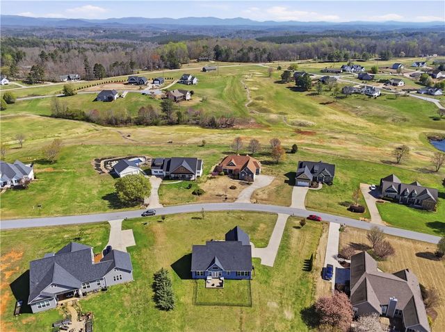 1312 Falcons Drive, Walhalla, SC 29691