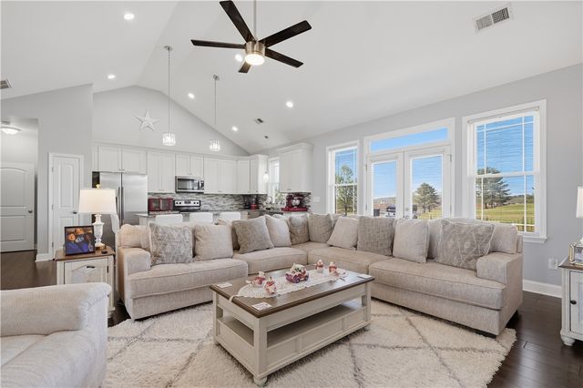 1312 Falcons Drive, Walhalla, SC 29691