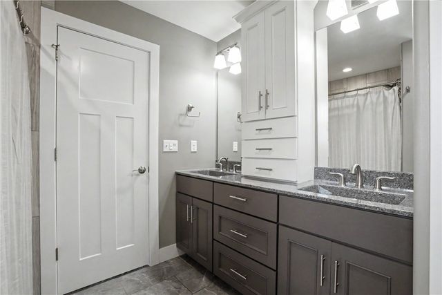 733 Raleigh Lane, Marion, IA 52302