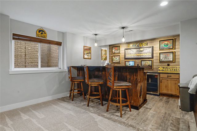 733 Raleigh Lane, Marion, IA 52302