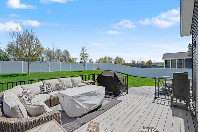 733 Raleigh Lane, Marion, IA 52302