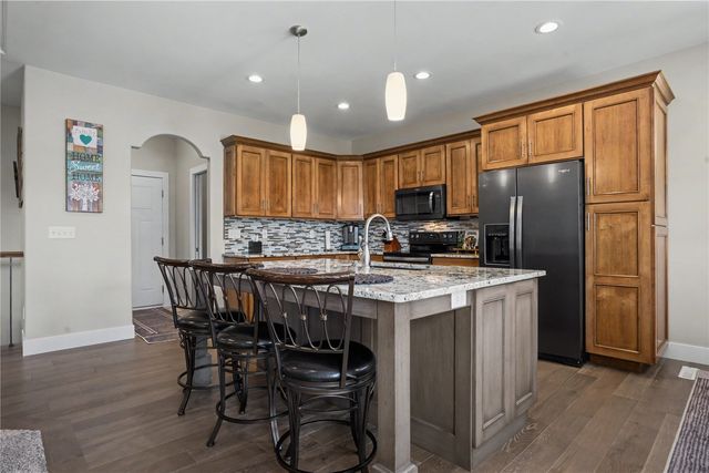 733 Raleigh Lane, Marion, IA 52302