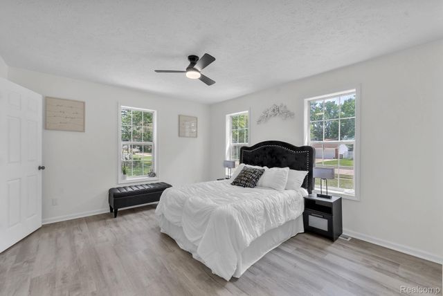 1119 Lathers Street, Garden City, MI 48135