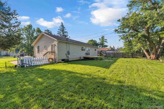 1119 Lathers Street, Garden City, MI 48135