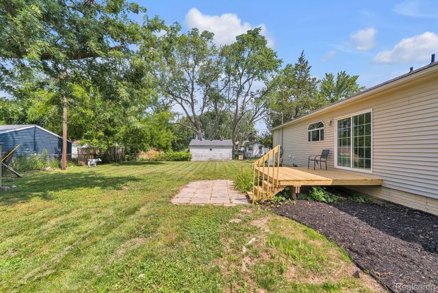1119 Lathers Street, Garden City, MI 48135