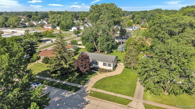 1119 Lathers Street, Garden City, MI 48135