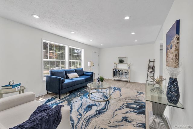 1119 Lathers Street, Garden City, MI 48135