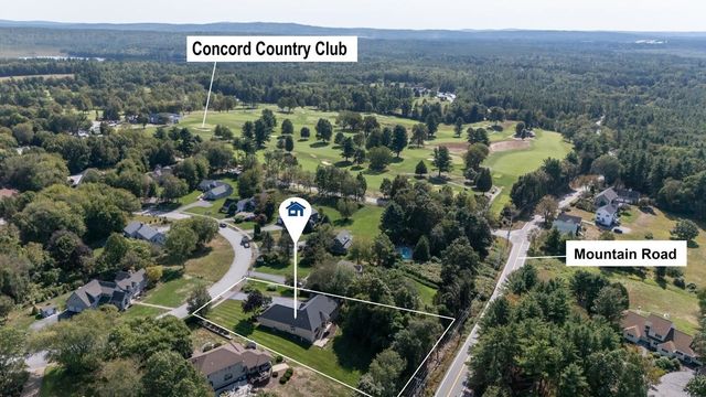 24 Foxcross Circle, Concord, NH 03301