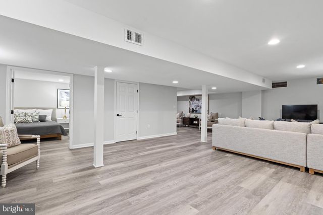 11317 EDENDERRY DR, Fairfax, VA 22030