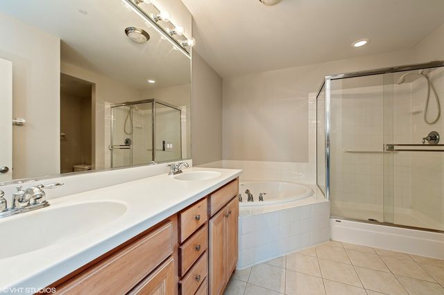 2700 Summit Drive 409, Glenview, IL 60025