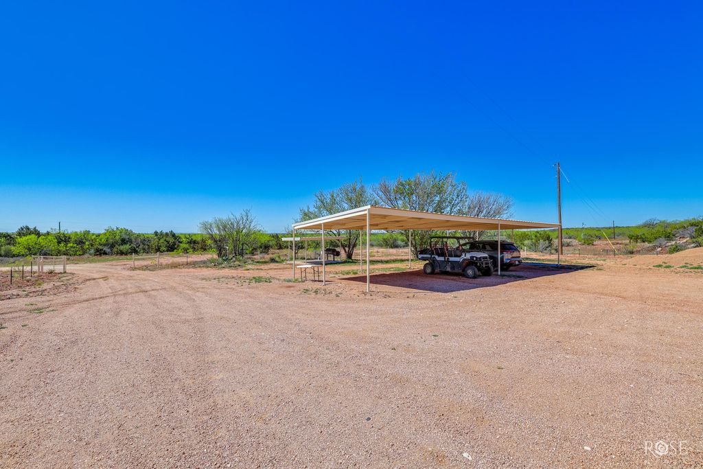 Image 29 of property listing at 10261 N Us Highway 277, San Angelo, TX 76905
