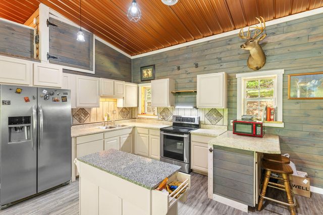 26071 Long Shadow Lane, Shell Knob, MO 65747