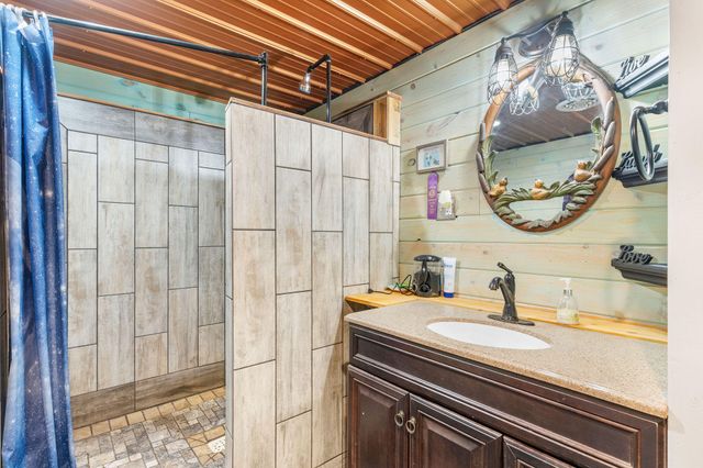 26071 Long Shadow Lane, Shell Knob, MO 65747