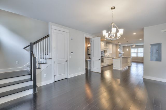 1920B 14th Ave, N, Nashville, TN 37208