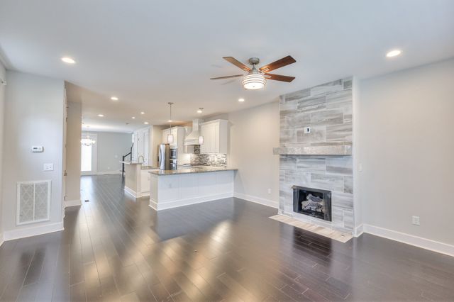 1920B 14th Ave, N, Nashville, TN 37208