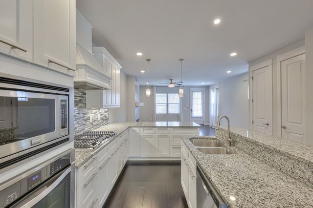 1920B 14th Ave, N, Nashville, TN 37208