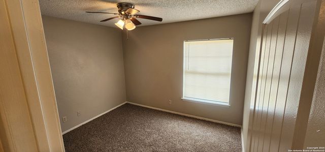 9507 QUICKSILVER DR, San Antonio, TX 78245