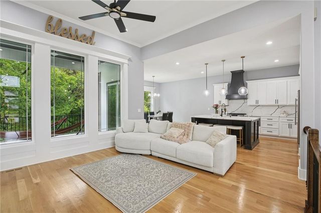 5443 N 101 Terrace, Kansas City, KS 66109