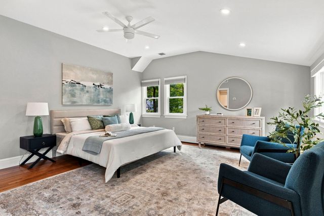 32 Parkvale Rd, Needham, MA 02492