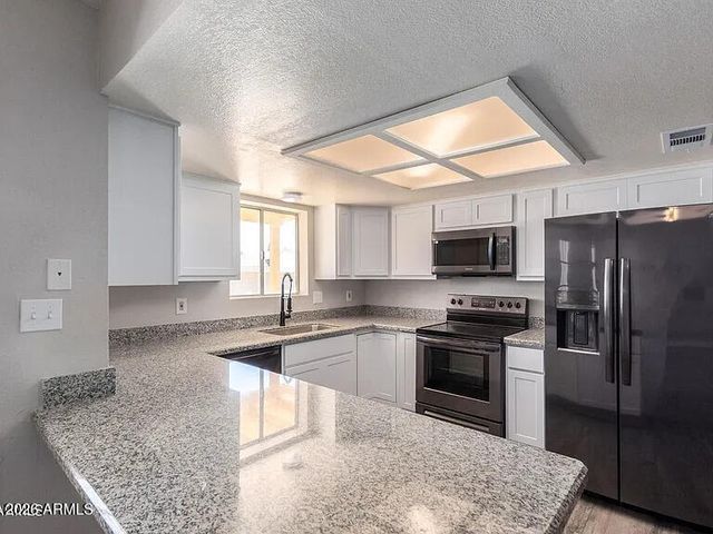 2059 E Adobe Street, Mesa, AZ 85213