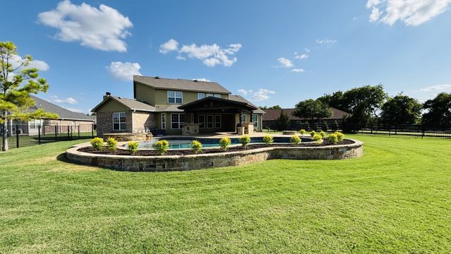 395 Pecan Court, Nevada, TX 75173