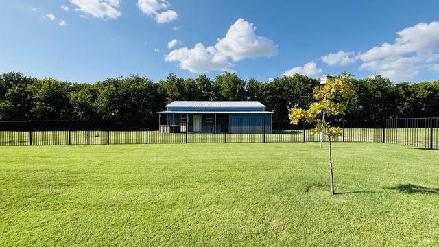 395 Pecan Court, Nevada, TX 75173