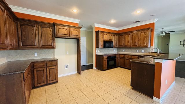 395 Pecan Court, Nevada, TX 75173