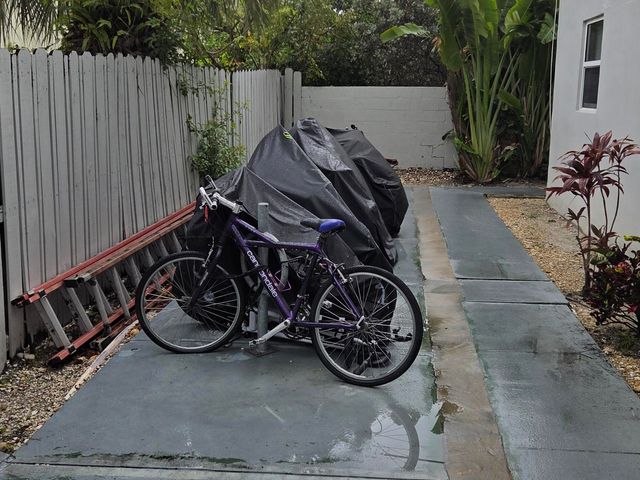 1001 SE 16th Street 7, Fort Lauderdale, FL 33316