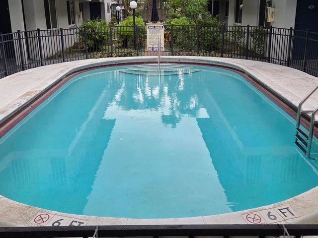 1001 SE 16th Street 7, Fort Lauderdale, FL 33316