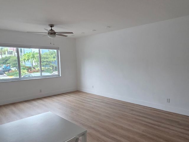 1001 SE 16th Street 7, Fort Lauderdale, FL 33316