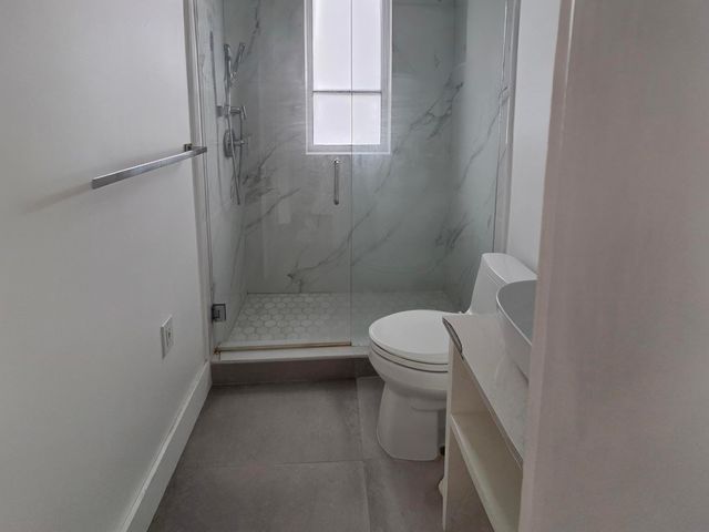 1001 SE 16th Street 7, Fort Lauderdale, FL 33316