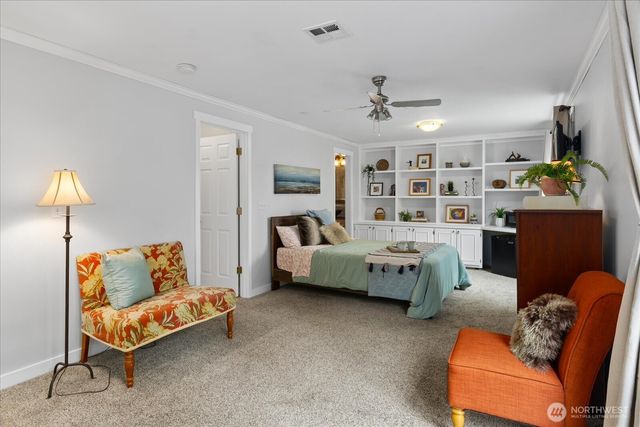 26376 Barrett Road NE, Kingston, WA 98346