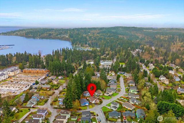 26376 Barrett Road NE, Kingston, WA 98346