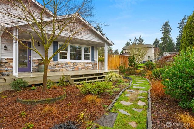 26376 Barrett Road NE, Kingston, WA 98346