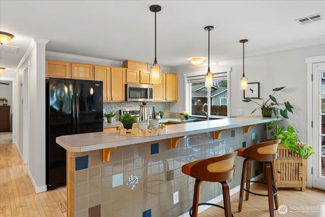 26376 Barrett Road NE, Kingston, WA 98346