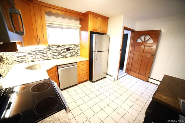 7 hope, Hicksville, NY 11801