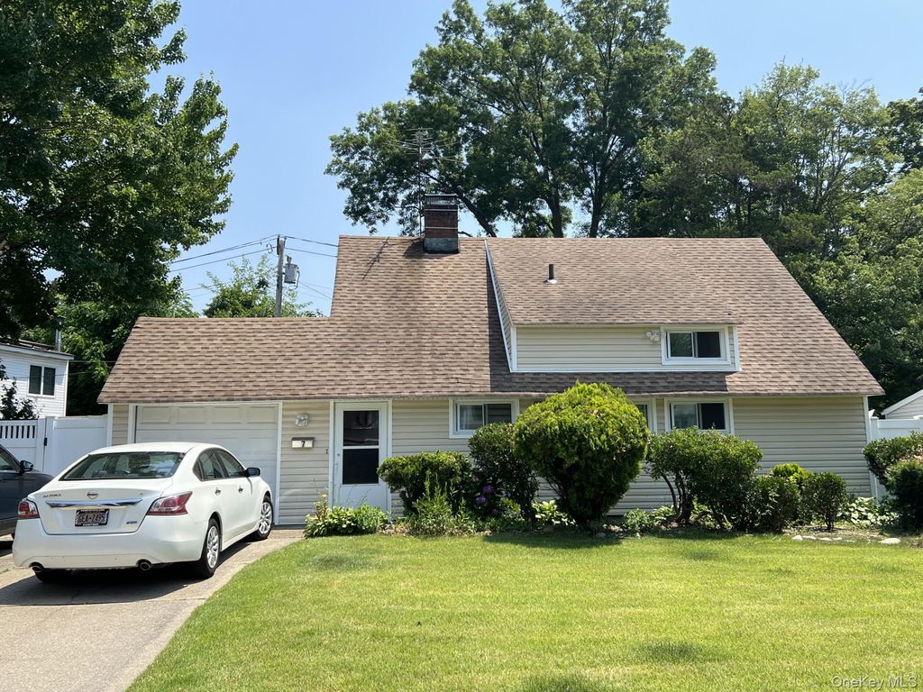 7 hope, Hicksville, NY 11801