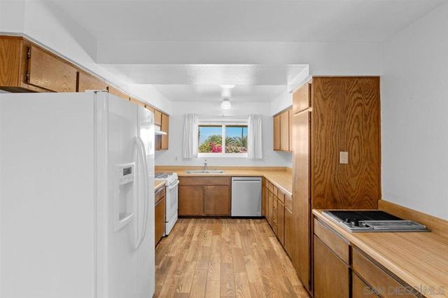 715 S Upas, Escondido, CA 92025