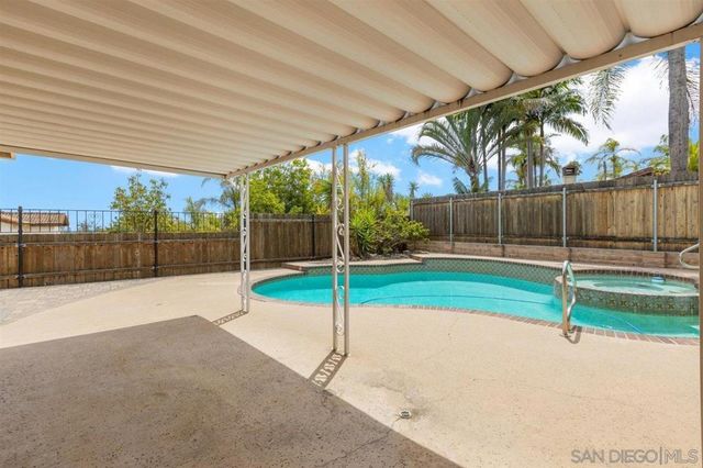 715 S Upas, Escondido, CA 92025