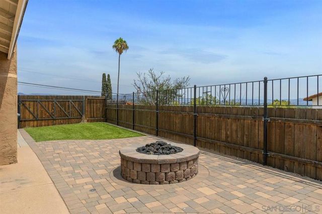 715 S Upas, Escondido, CA 92025