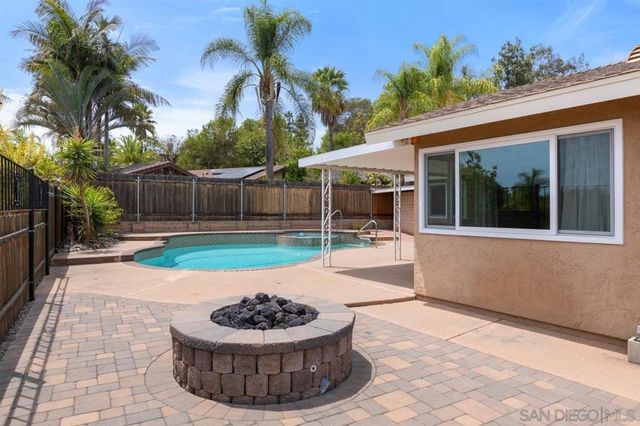 715 S Upas, Escondido, CA 92025
