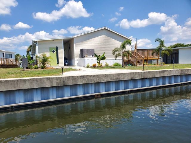 122 W SAINT ANNES CIRCLE, Apollo Beach, FL 33572